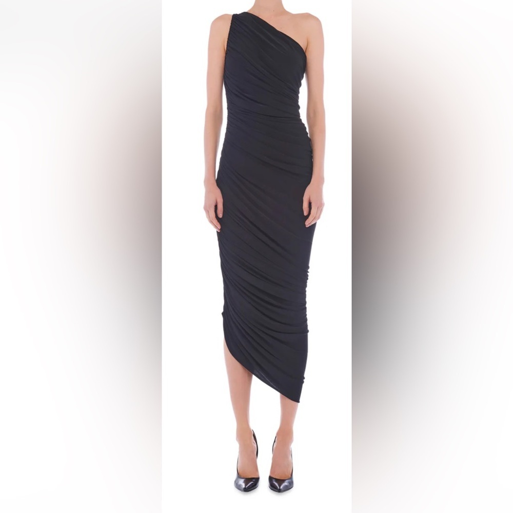 Chic Black dress for Women